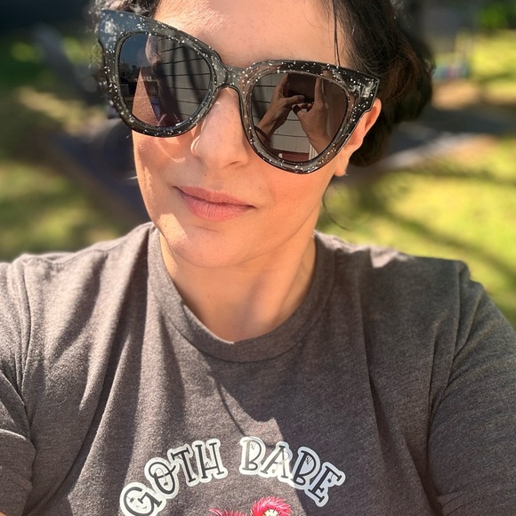 ❤️ Like to Bookmark my closet! Offers Welcome! - Picture 5 of 16